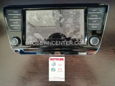 3V0919606 Skoda Superb Ekran Multimedıa