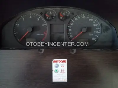 8D0920900K Audi A4 Gösterge Saati