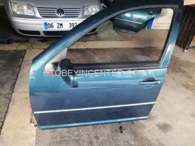 Volkswagen Bora Sağ Ön Kapı