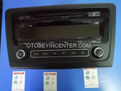 5J0035161E Skoda Rapid Radyo Teyp CD Calar