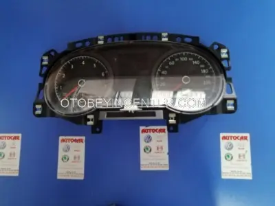 5G1920740D Golf Kilomerte Saati