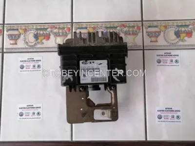 032906030G 032906030AA Volkswagen Polo Golf Aee Motor Beyni